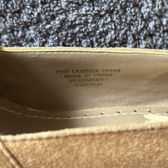 Adrienne Vittadini Camel Suede Pointed Toe Ankle Strap Heels Size 7 High Heel - Picture 14 of 15